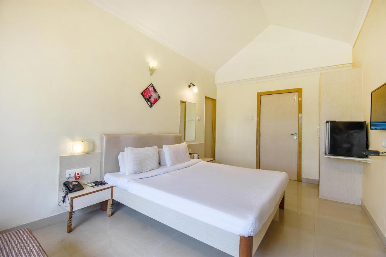 Sereniity Resort Лонавла Екстер'єр фото