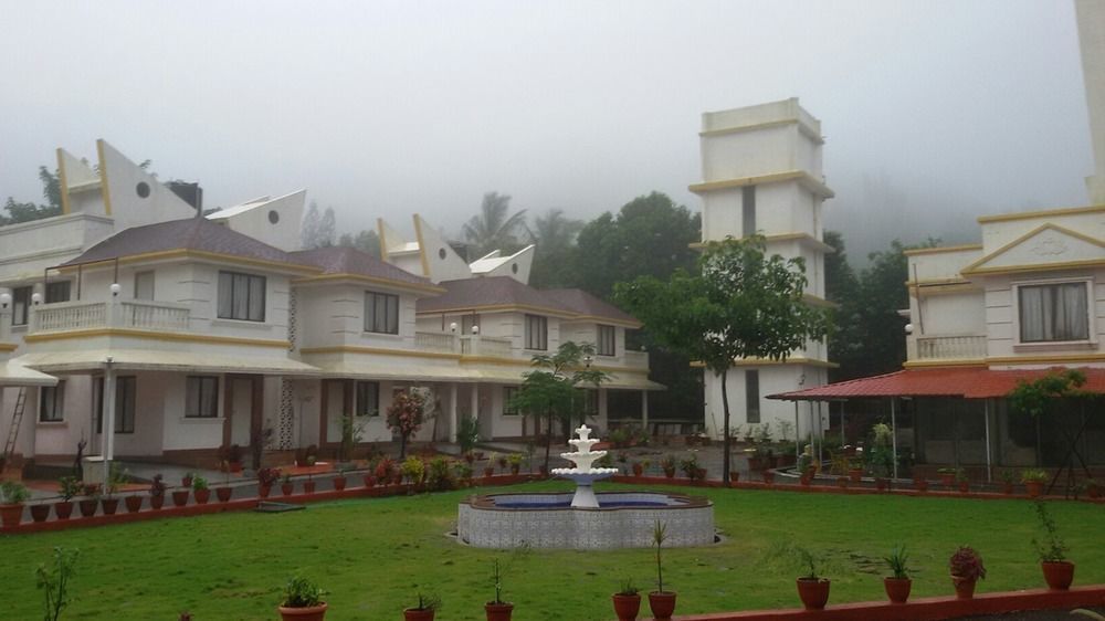 Sereniity Resort Лонавла Екстер'єр фото